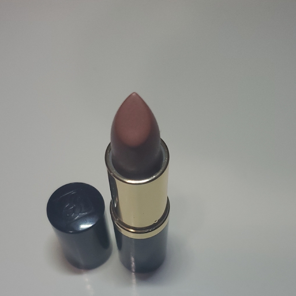 Estee Lauder Pure Color Lipstick - Barely Nude Creme